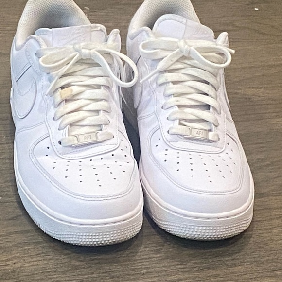 They get better as you wear them Air Force 1’s. Got a lot of life left for you . - Picture 2 of 4